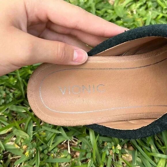 Vionic Kacie Black Suede Clog - Picture 11 of 14